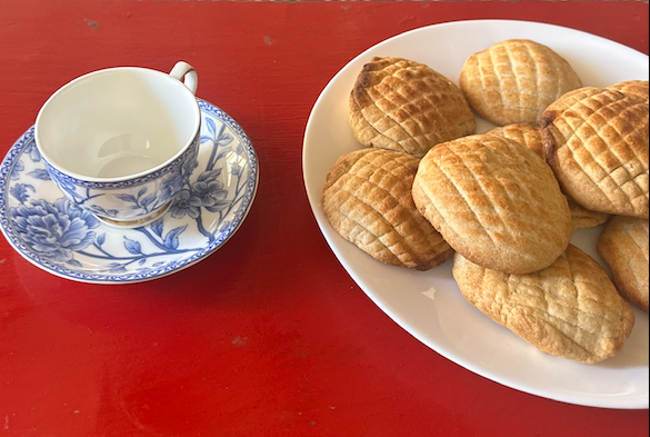 Traditionally baked Ladakhi biscuits, Saspochey, Ladakh