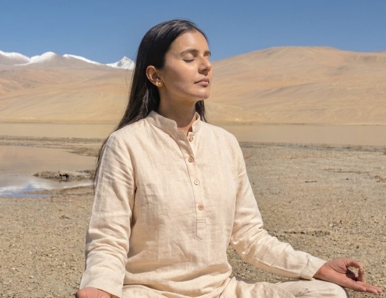 Meditation_at_Tso_Moriri_Ladakh